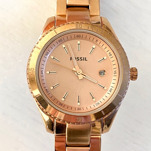 Fossil Accessories - Womens rose gold Fossil watch.